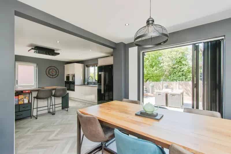 Four Bedroom Detached House Castleford
