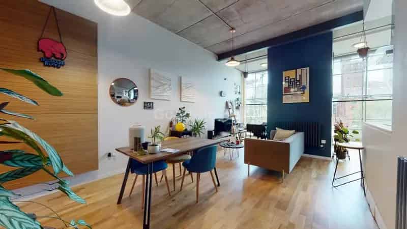 2 Bedroom Apartment House to Rent