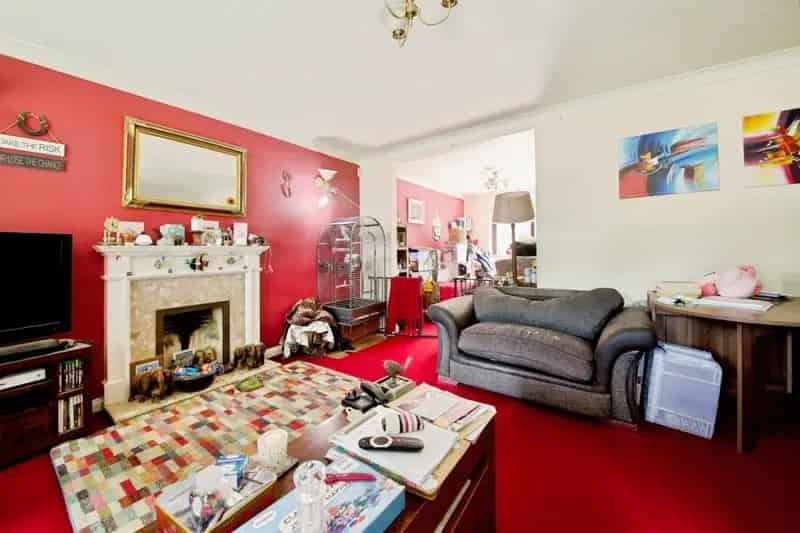 Four Five Bedroom Detached House Old Harlow
