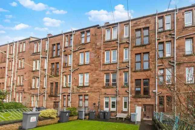 Flat to rent in Laurel Place, Glasgow G11