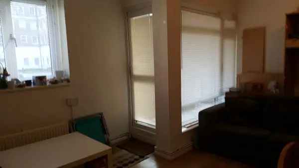 Flat For Rent in Northampton, England