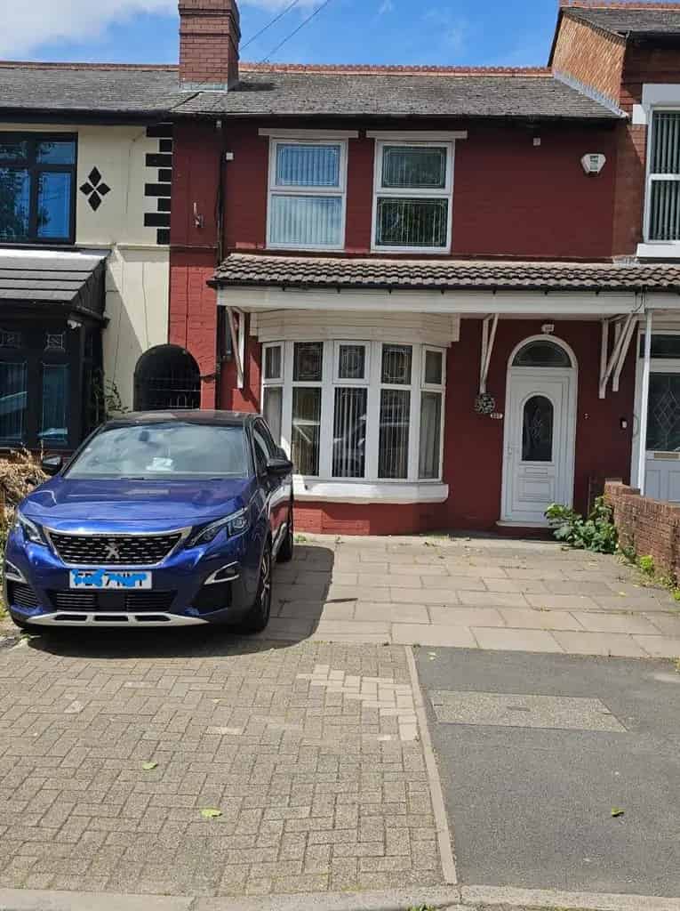 4 Bedroom Terraced House For Sale