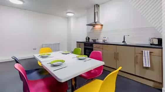 1 room flat of 205 m² in Birmingham