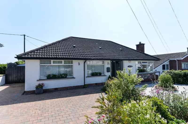 Stunning 3-Bed Detached Bungalow Newtownards