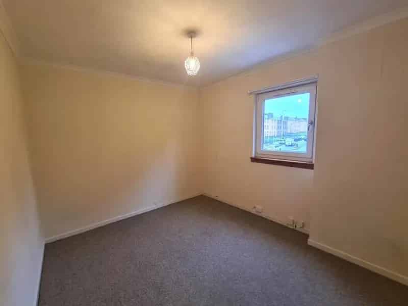 2 Bedroom Flat to Rent Coldside