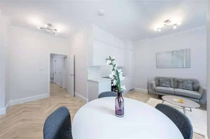 2 Bed Flat for Sale near Little Venice