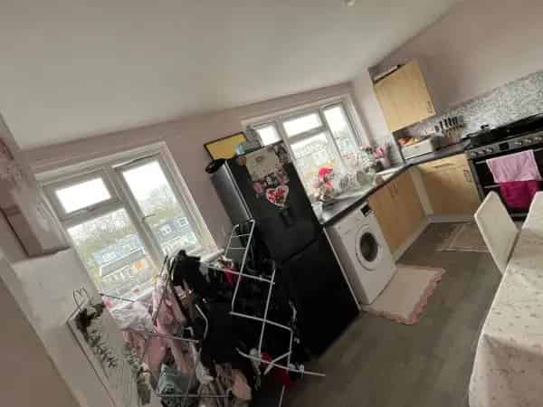 Family Friendly Home New Kitchen and Boiler