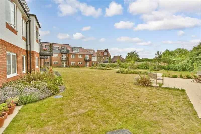 1 Bed Flat for Sale in Retirement Complex