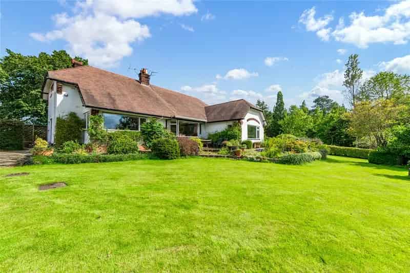 Detached House for sale with 5 bedrooms, Commons Lane Balderstone