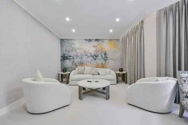 3 Bedroom Flat for Sale in Marylebone London NW1