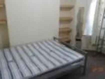 3 Bed House near Cardiff University - Students Professionals