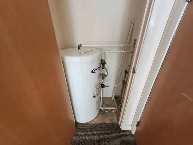 2 Bedroom Flat for Sale Nottingham NG5