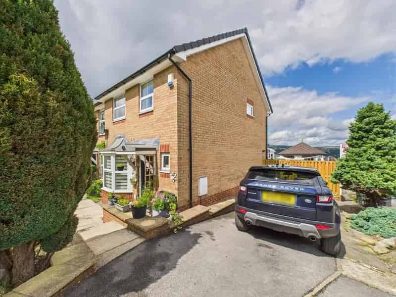 3 Bedroom House for Sale Near Shipley Train Station
