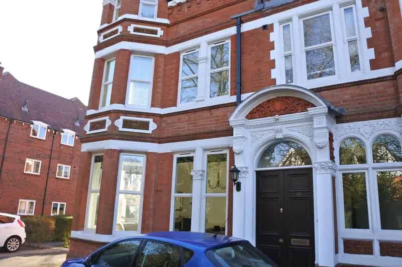 1 Bedroom Apartment to Rent Moseley