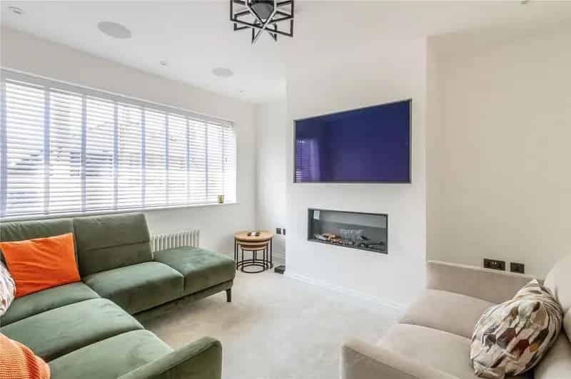 5 Bedroom Semi-Detached House for Sale Headley Park