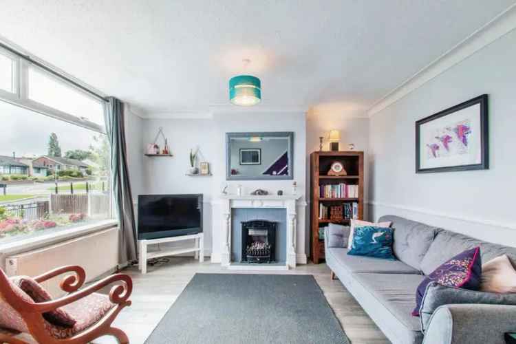 3 Bedroom Semi Detached House Leeds LS12