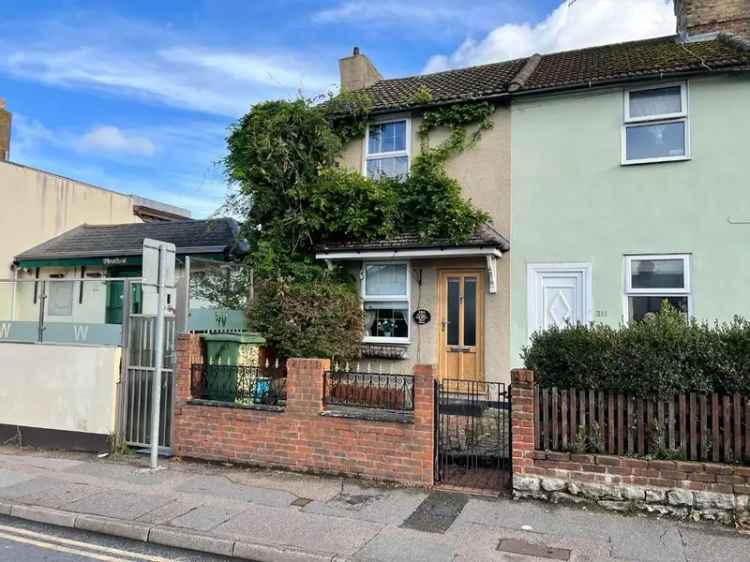 2 bedroom end of terrace house for sale