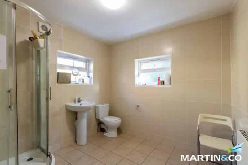 6 Bedroom HMO House For Sale High Yield Investment