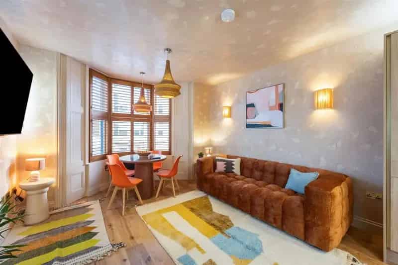 2 Bedroom Apartment to Rent