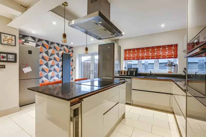 3 Floor Family Home 1200 sq ft Westerham