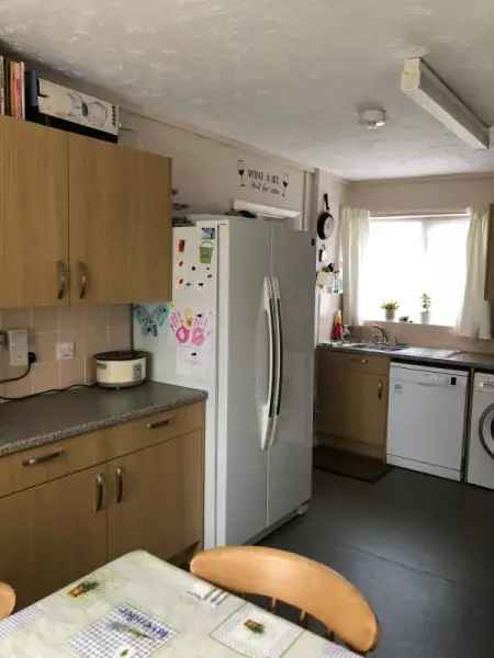 House For Rent in Surrey Heath, England