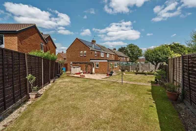 3 Bed House for Sale Near Furze Platt Station