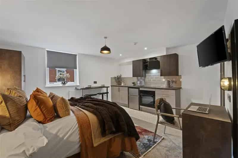 Studio to Rent East Midlands