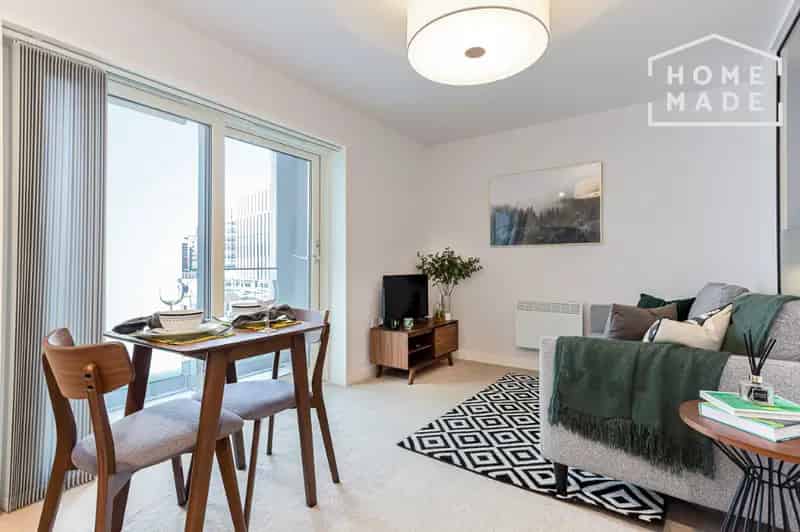 Aston Place Apartments Birmingham City Centre