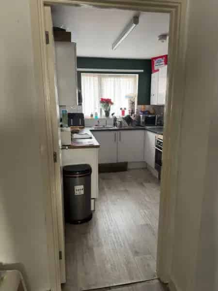 1 Bed Maisonette Northampton NN3  Ground Floor Private Parking Huge Garden