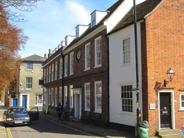 City Centre Furnished 1-Bedroom Apartment