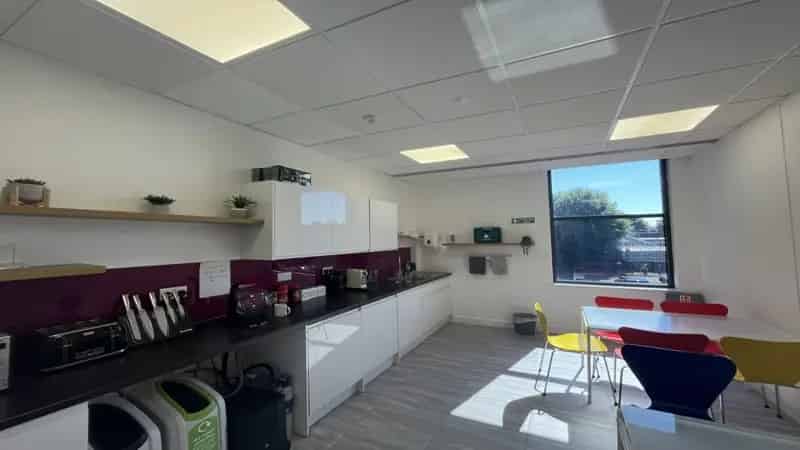 Commercial property For Rent , 4, Beaconsfield Road, St Albans, England