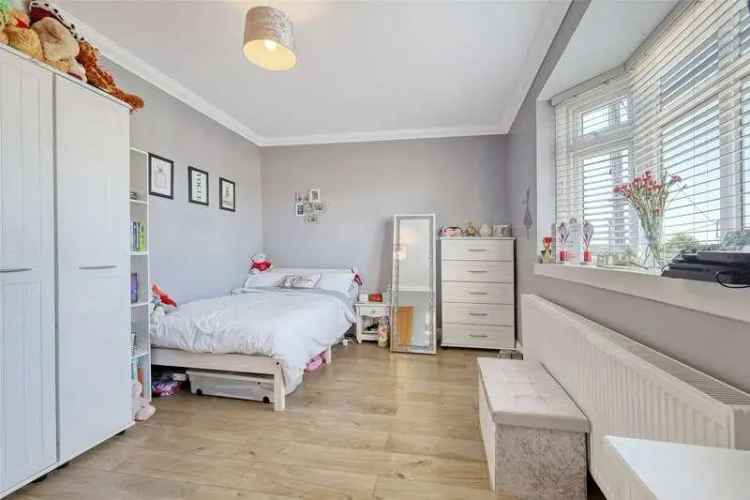 5 Bed Detached House For Sale