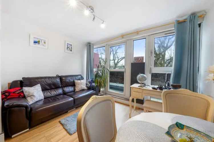 One Bedroom Flat near Putney High Street - First Time Buy or Investment