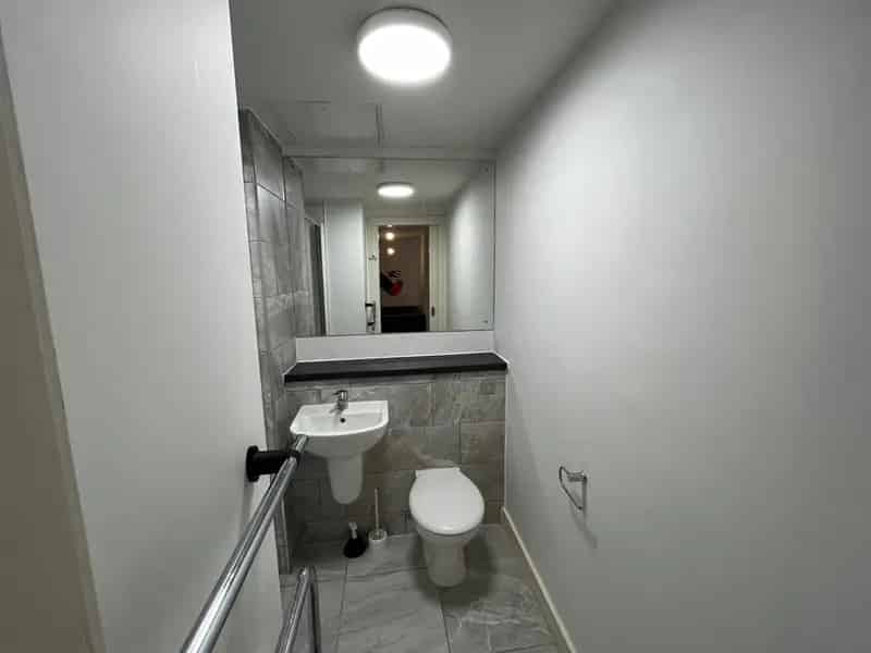 Liverpool City Centre Studio Apartment - Modern & Convenient