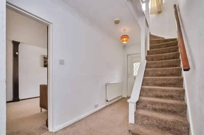 3 Bed Semi Detached House Handsworth Wood