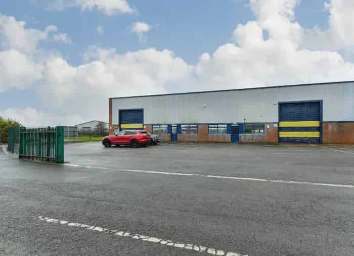 Industrial Unit To Let A38 M1