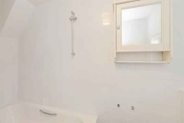 Ground Floor Maisonette Watford Town Centre Near Station