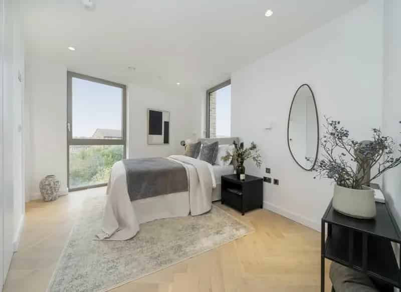 Middle Yard Apartments: Modern City Living with Premium Amenities