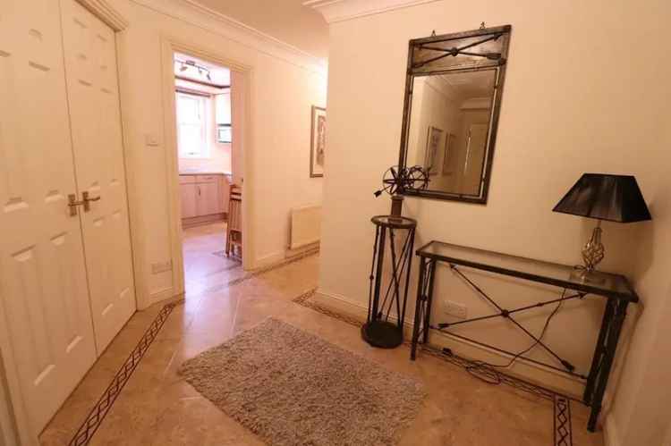 2 bedroom ground floor flat to rent