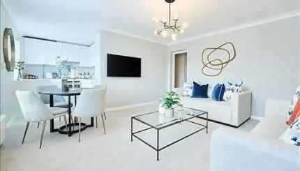 2-Bedroom Apartment South Kensington 675 sq ft