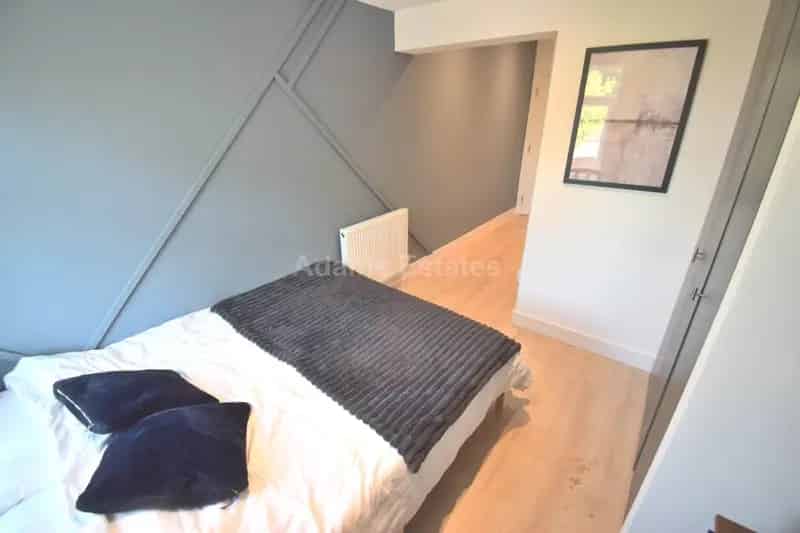 1 Bedroom House Share near Reading Town Centre