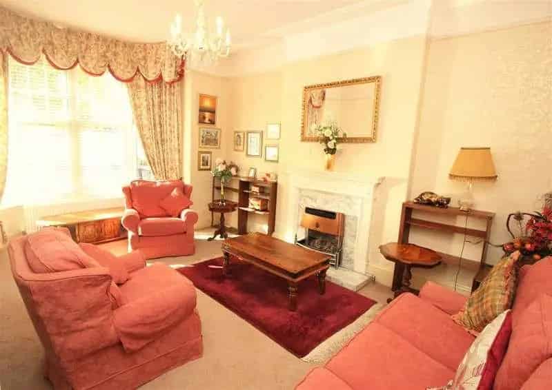 7 Bed House For Sale - 2 Properties In 1