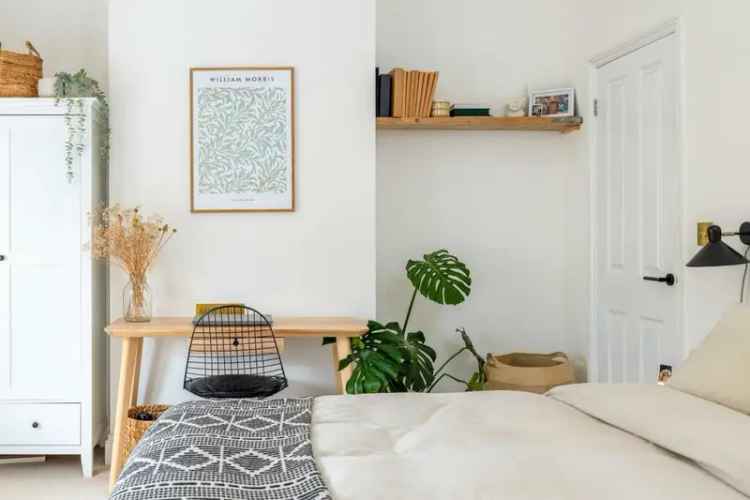 2 Bedroom Terraced House For Sale Near Victoria Park