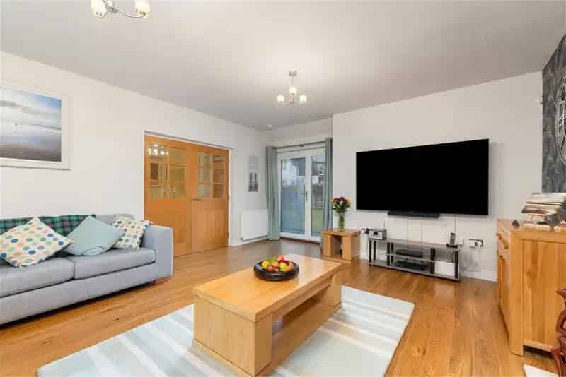 3 Bed Terraced House Hermiston