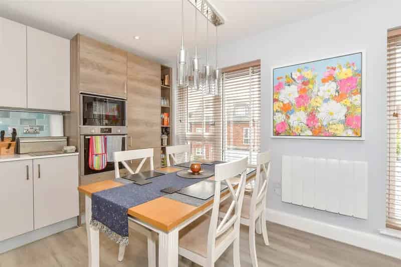 2 Bedroom Apartment for Sale - Modern First Floor Apartment with Balcony and Parking