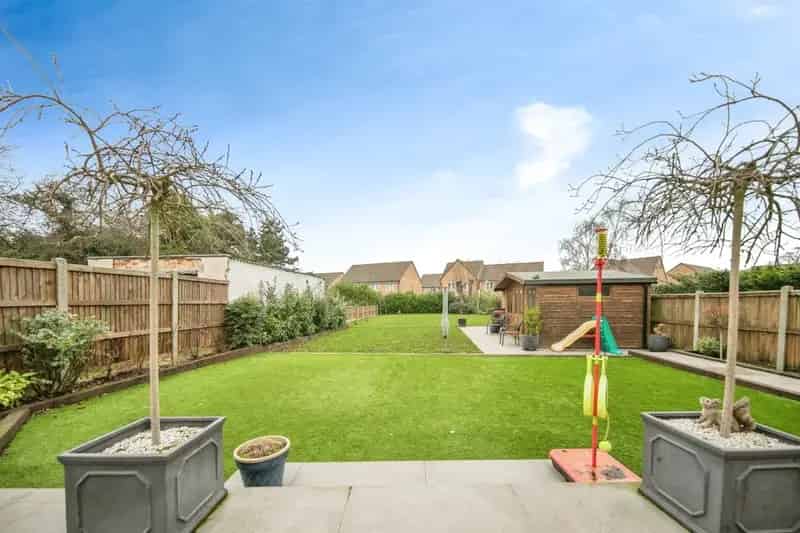 Exceptional Stanway Home: Bespoke Conversion with Generous Bedrooms and Ample Parking
