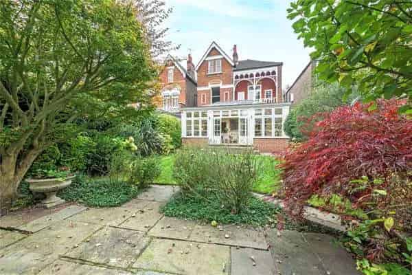 Seven Bedroom Family Home in Wandsworth with Stunning Common Views