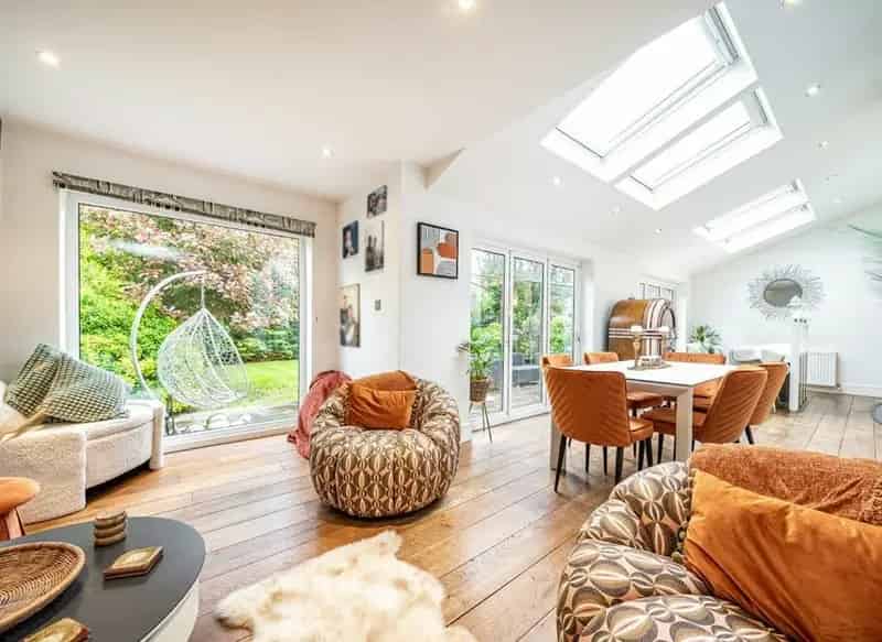 Four Bedroom Detached Family Home Near Sunbury Station