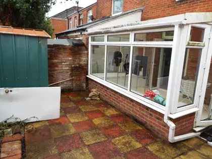 4 Room House 38m² Southampton