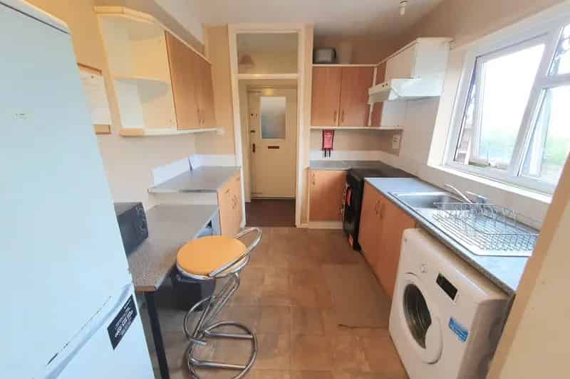 3 Bed Furnished Flat Near UEA - Student Professional Property